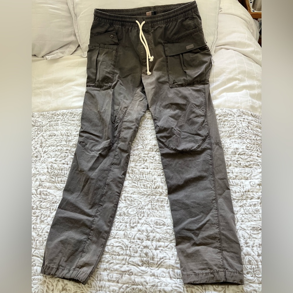 Kith men’s pants Sz large